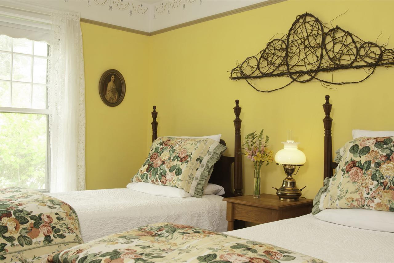 Golden Stage Inn Proctorsville Екстер'єр фото